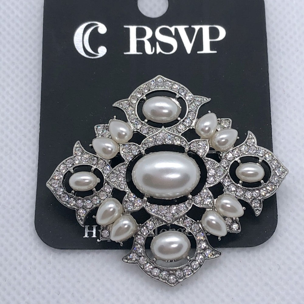 Brooch